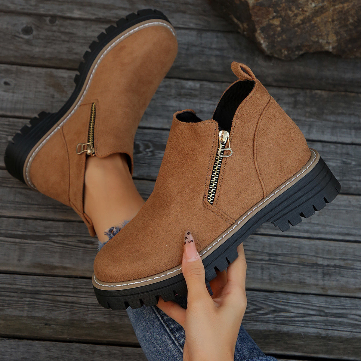 Bottines Suédées Zip Latéral Confort Femme